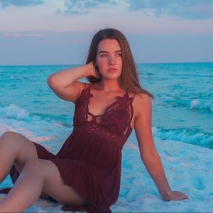 Meet your Posher, Chloe